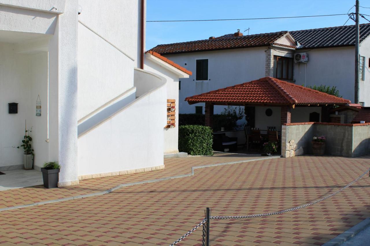 Apartmani B&S Barbat na Rabu Zewnętrze zdjęcie