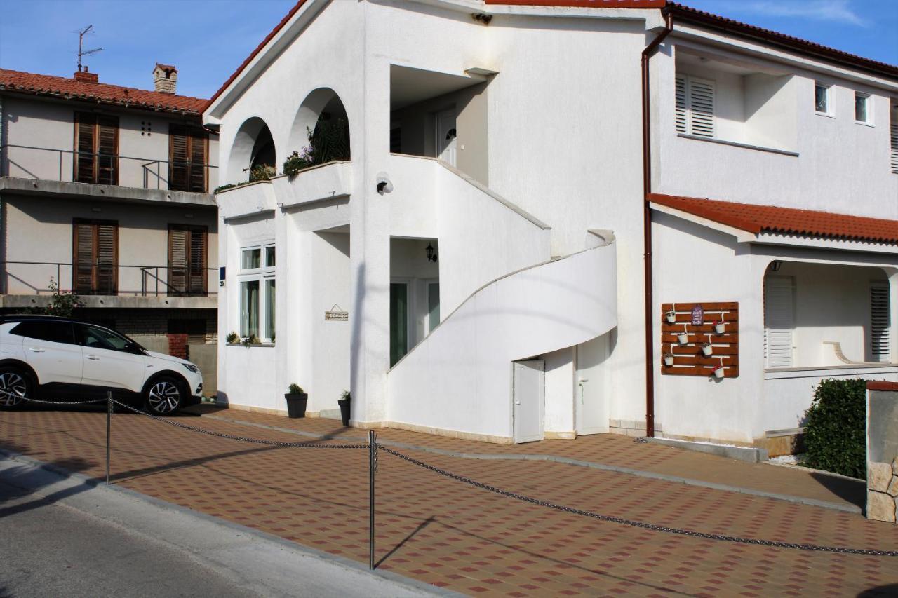 Apartmani B&S Barbat na Rabu Zewnętrze zdjęcie