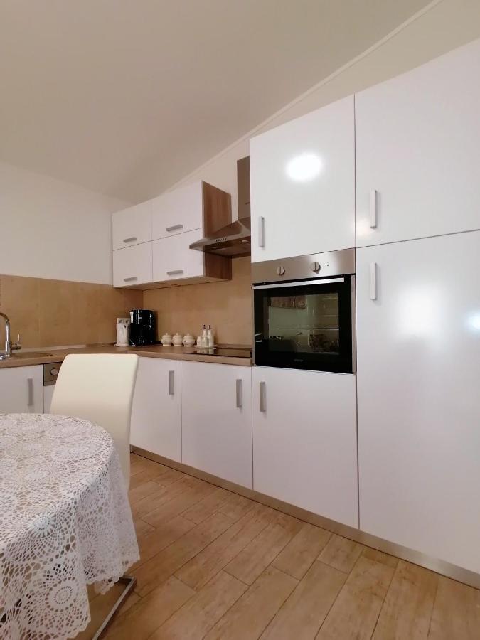 Apartmani B&S Barbat na Rabu Zewnętrze zdjęcie