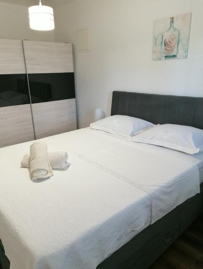 Apartmani B&S Barbat na Rabu Zewnętrze zdjęcie
