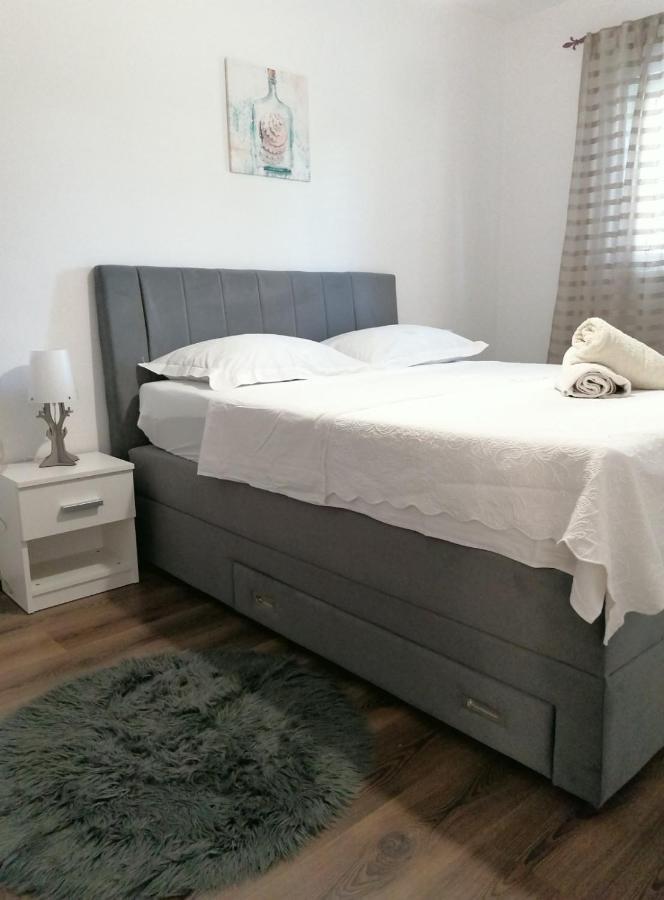 Apartmani B&S Barbat na Rabu Zewnętrze zdjęcie